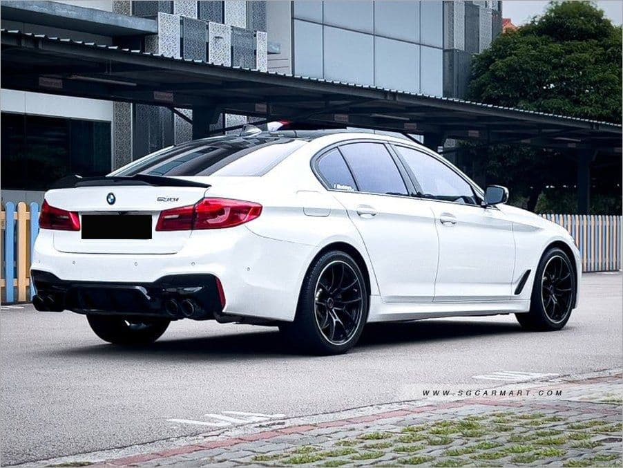 BMW 5 Series 530i Auto (en)